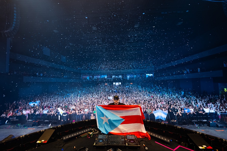 Bizarrap es ovacionado por el público de Puerto Rico en su primer headline show