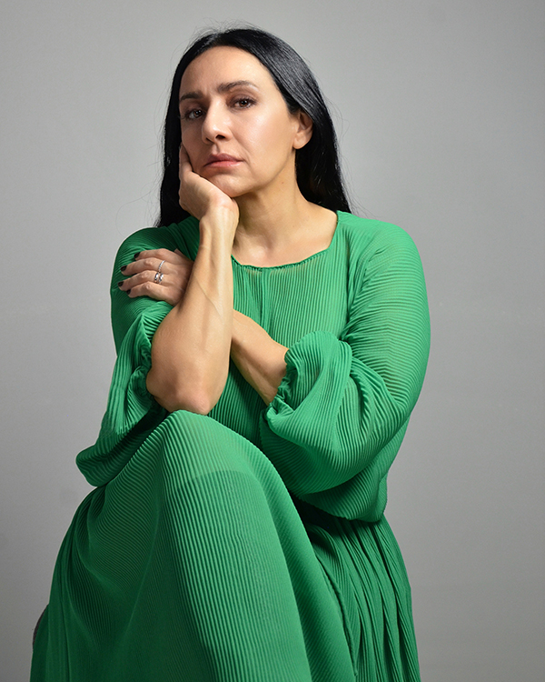 ROXANA AMED 002