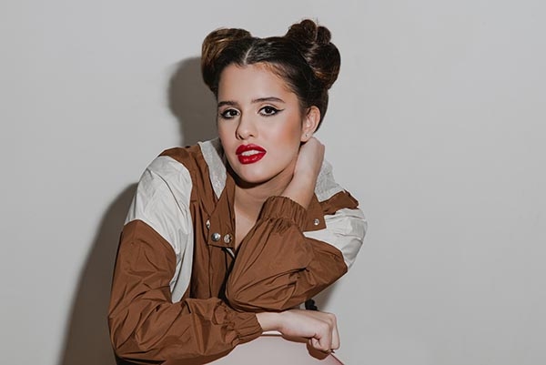 Camilú deslumbra con su reciente EP "Tiempo de Espera"