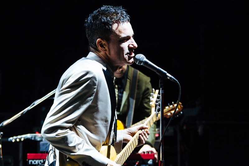 Richard Coleman, con un Opera a sala llena, se posiciona entre los solistas líderes del rock nacional