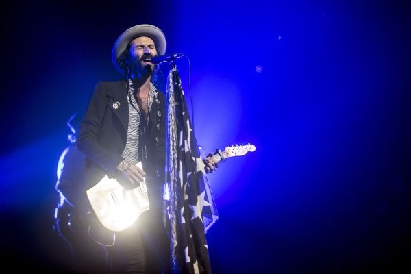 LEIVA deslumbró a un Teatro Opera a sala llena!
